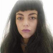 Diplomata presso l'Istituto D'arte e laureata in Sociologia offre ripetizioni di Storia dell'arte